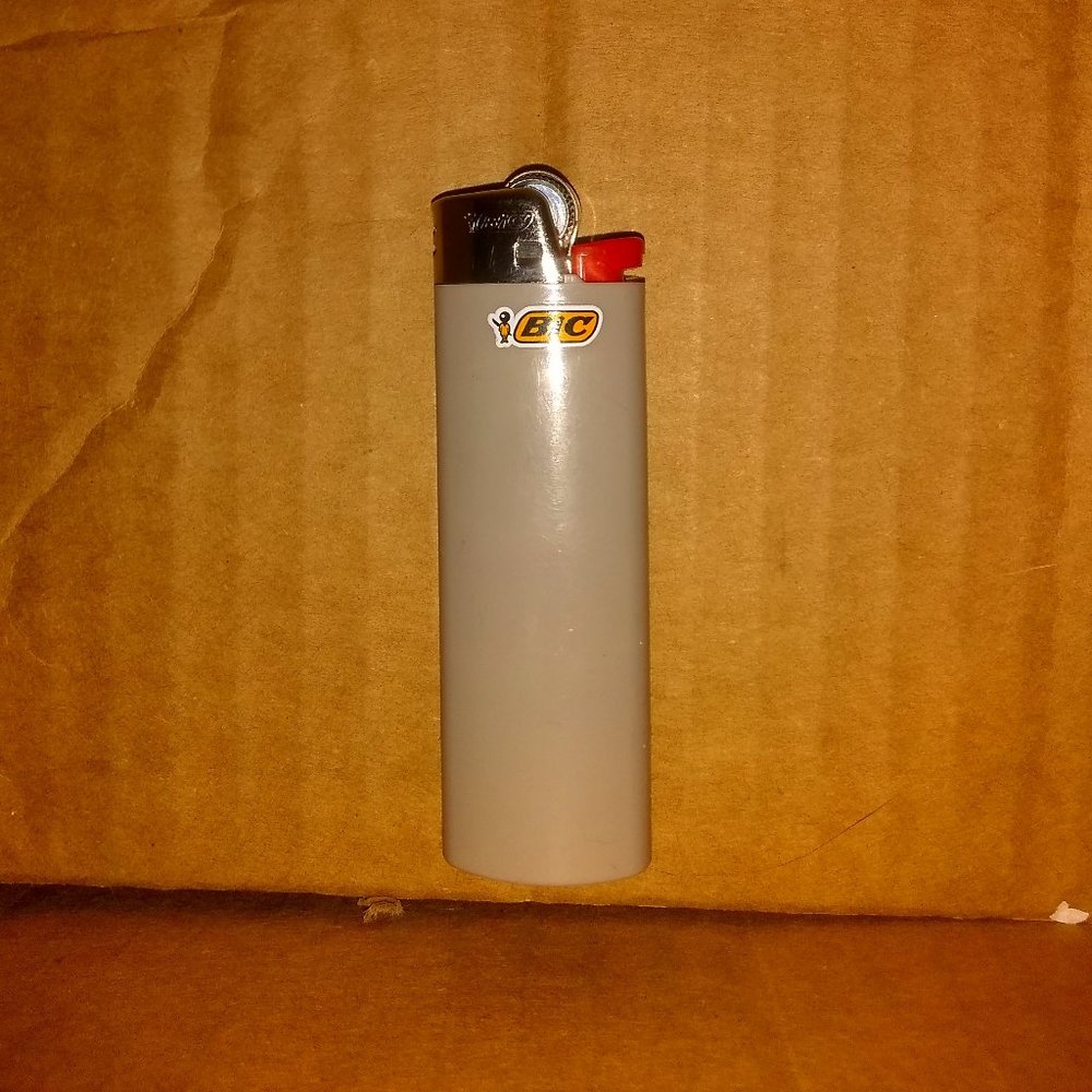 1 BROKEN BIC LIGHTER